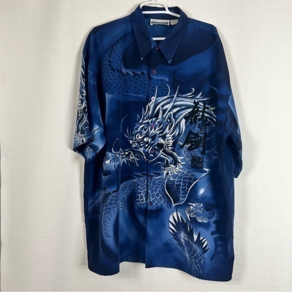 90s Vintage Skoops Worldwide Men’s Dragón Button Up